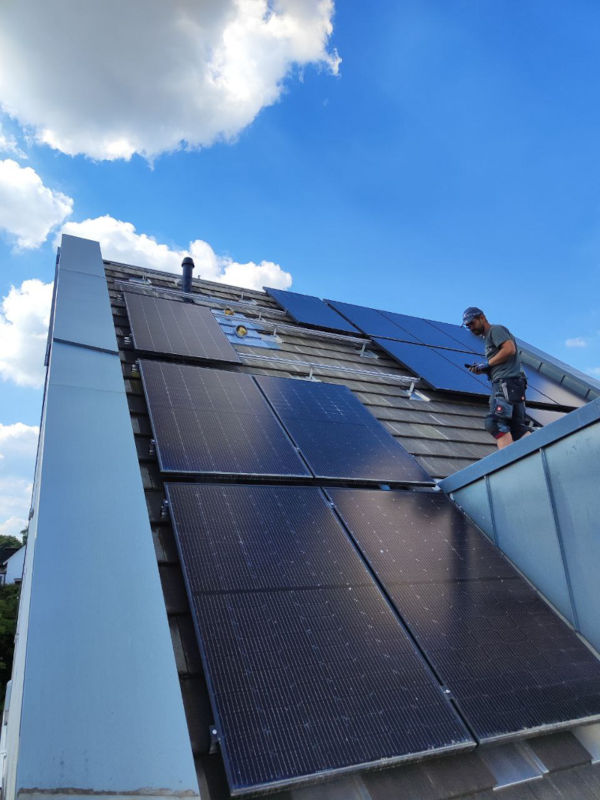 GertisHandwerkschmiede-Solaranlage-600x800